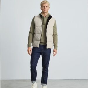 NWT Everlane The Renew Puffer PrimaLoft@ Vest Sandstone Size XL